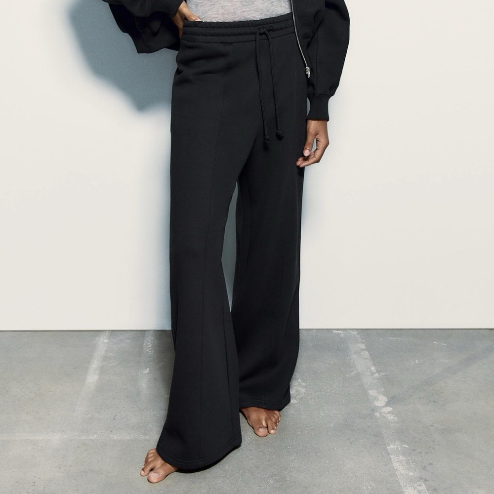 LIKE NEW Zara Plush Wide Legged Jogger Pants, Size S